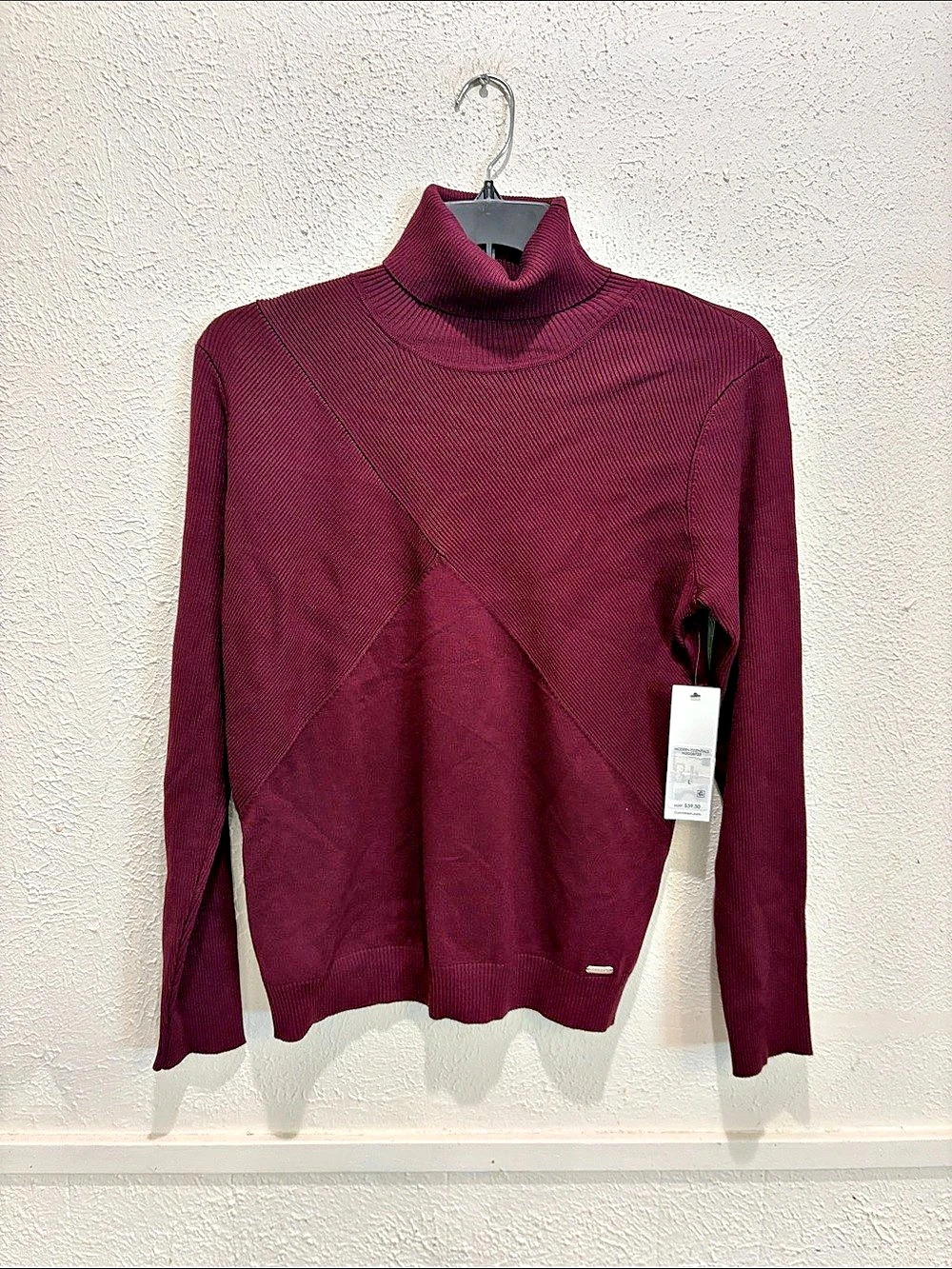 Calvin Klein Modern Essentials Ribbed Turtleneck Sweater in Burgundy Size Large